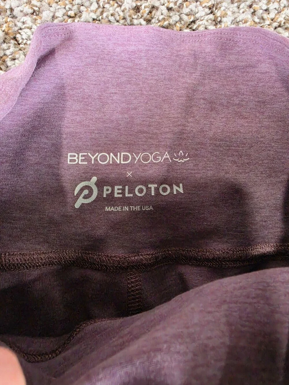 Beyond Yoga x Peloton Women size Small Leggings Activewear Pants Mauve Purple